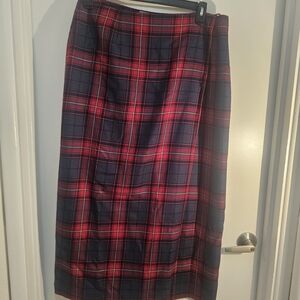 Jones New York Red and Blue Plaid A-Line Skirt